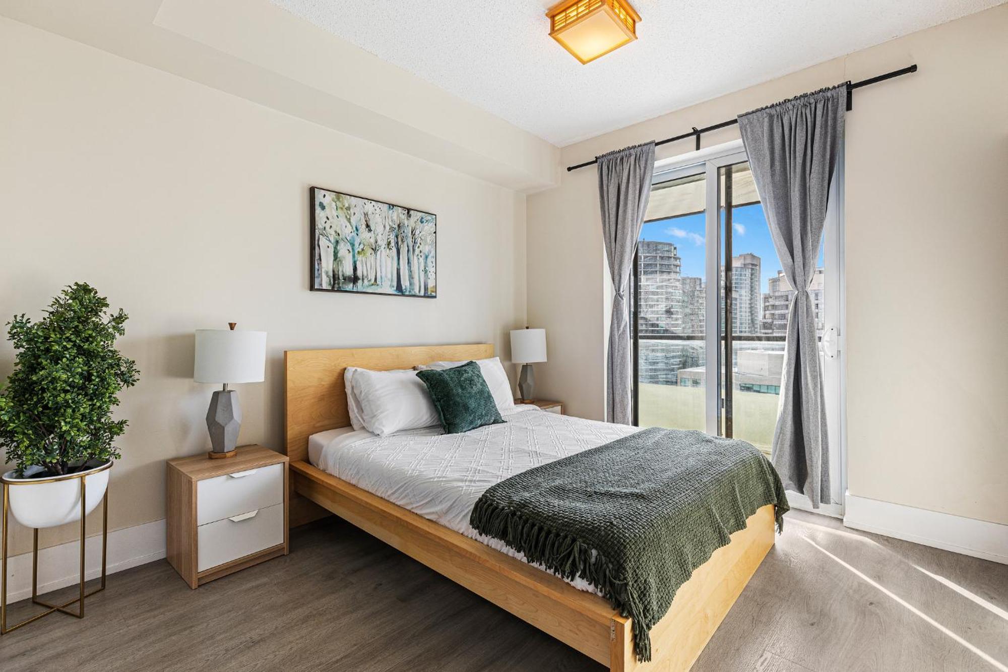 3 Bedroom Beside Cn Tower With Parking Downtown Toronto Extérieur photo